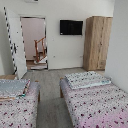 Apartmani 15 Цетине Экстерьер фото