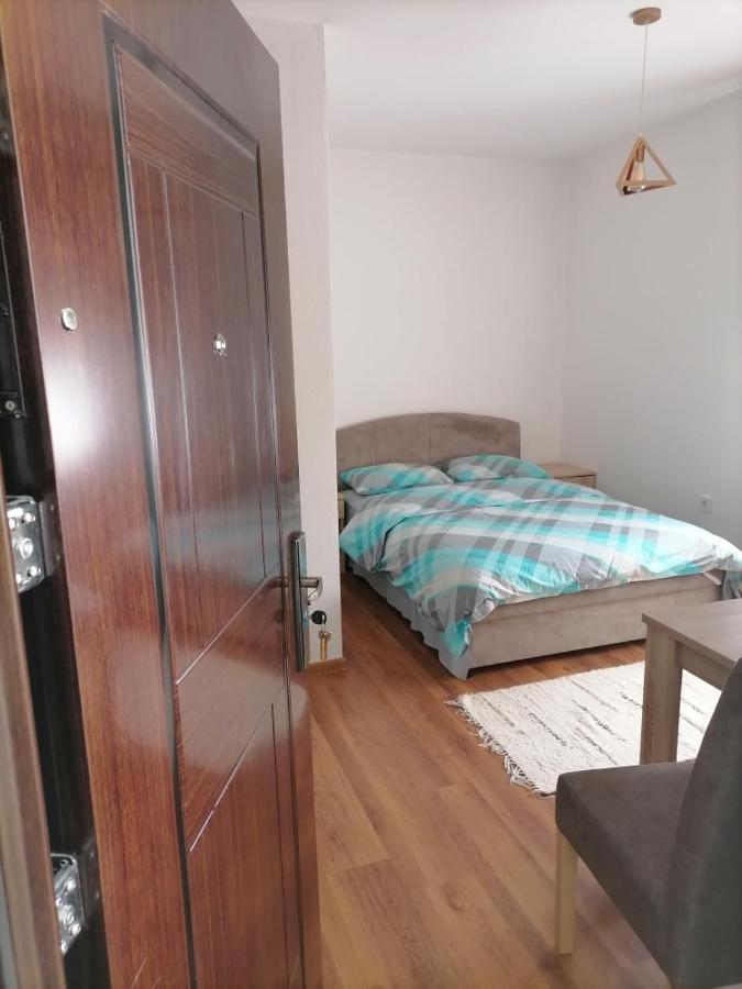 Apartmani 15 Цетине Экстерьер фото