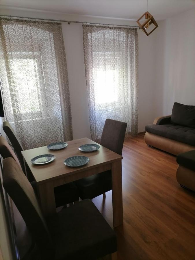 Apartmani 15 Цетине Экстерьер фото