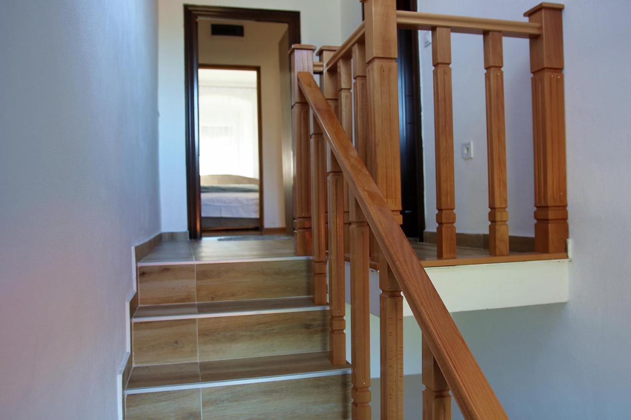 Apartmani 15 Цетине Экстерьер фото