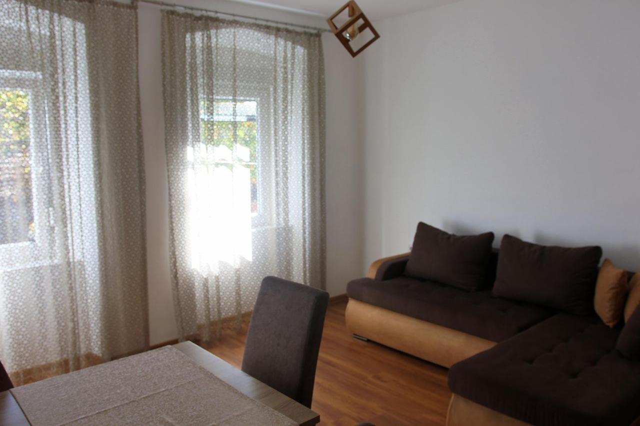 Apartmani 15 Цетине Экстерьер фото