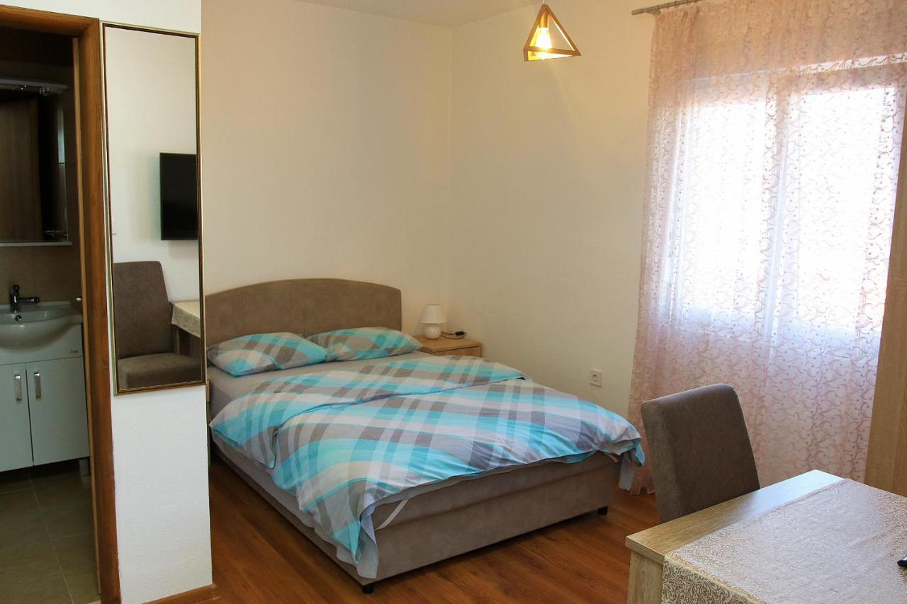 Apartmani 15 Цетине Экстерьер фото
